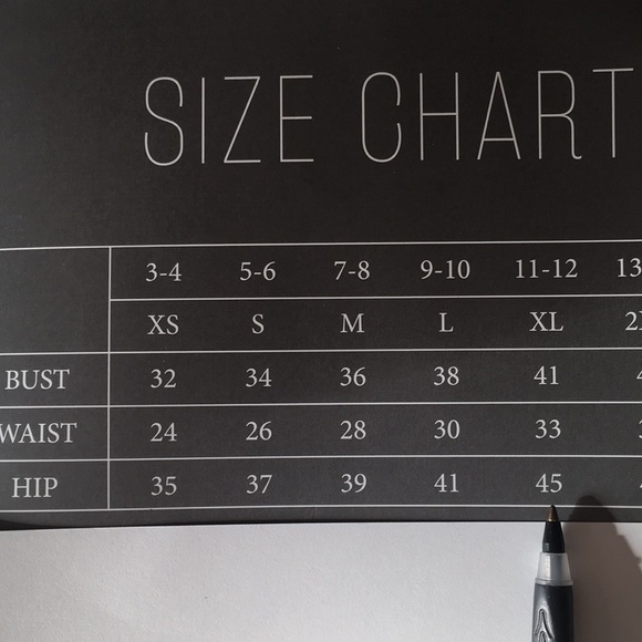 *SOLD*💜Purple Bedazzled Formal Strapless Dress - Picture 8 of 8